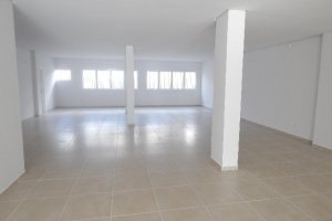 Loja com 198m², 2 vagas, no bairro Villagio Iguatemi em Caxias do Sul para Alugar