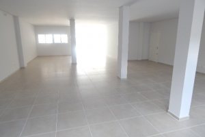 Loja com 198m², 2 vagas, no bairro Villagio Iguatemi em Caxias do Sul para Alugar