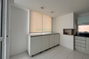 Apartamento com 112m², 3 dormitórios, 2 vagas, no bairro Cristo Redentor em Caxias do Sul para Alugar