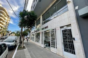 Loja com 315m², no bairro São Pelegrino em Caxias do Sul para Alugar