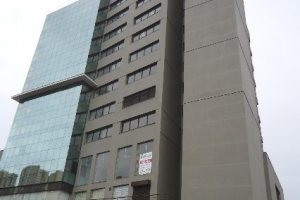 Sala com 58m², 1 vaga, no bairro Pio X em Caxias do Sul para Comprar