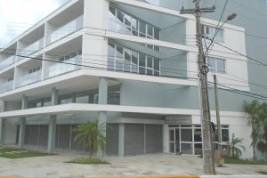 Loja com 180m², 2 vagas, no bairro Jardim América em Caxias do Sul para Comprar