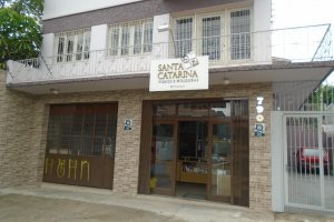 Loja com 110m², no bairro Pio X em Caxias do Sul para Alugar