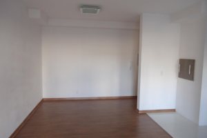 Apartamento com 64m², 2 dormitórios, 1 vaga, no bairro São Pelegrino em Caxias do Sul para Alugar