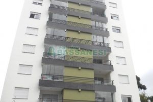 Apto Mobiliado com 67m², 2 dormitórios, 2 vagas, no bairro Santa Catarina em Caxias do Sul para Alugar