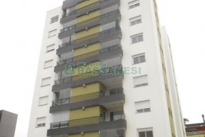 Apto Mobiliado com 67m², 2 dormitórios, 2 vagas, no bairro Santa Catarina em Caxias do Sul para Alugar