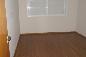 Apartamento com 59m², 2 dormitórios, 1 vaga, no bairro Cinqüentenário em Caxias do Sul para Comprar