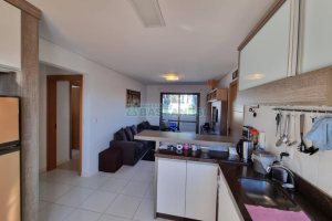 Apartamento com 70m², 2 dormitórios, 1 vaga, no bairro Vinhedos em Caxias do Sul para Comprar