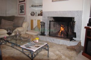 Apto Mobiliado com 147m², 2 dormitórios, 2 vagas, no bairro Madureira em Caxias do Sul para Comprar