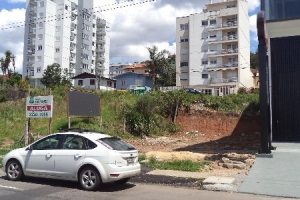 Terreno com 372m², no bairro Cinqüentenário em Caxias do Sul para Alugar