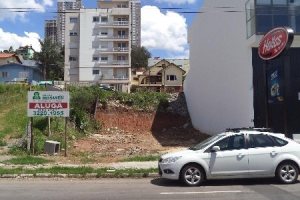 Terreno com 372m², no bairro Cinqüentenário em Caxias do Sul para Alugar