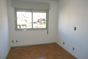 Apartamento com 67m², 2 dormitórios, 1 vaga, no bairro Centro em Caxias do Sul para Comprar