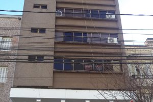 Sala com 60m², no bairro Centro em Caxias do Sul para Comprar