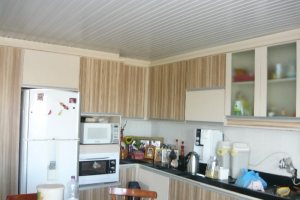 Casa com 120m², 4 dormitórios, 1 vaga, no bairro Fatima em Caxias do Sul para Comprar