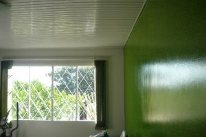 Casa com 120m², 4 dormitórios, 1 vaga, no bairro Fatima em Caxias do Sul para Comprar