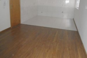 Apartamento com 65m², 2 dormitórios, 2 vagas, no bairro Cinqüentenário em Caxias do Sul para Comprar