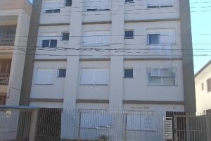 Apartamento com 65m², 2 dormitórios, 2 vagas, no bairro Cinqüentenário em Caxias do Sul para Comprar