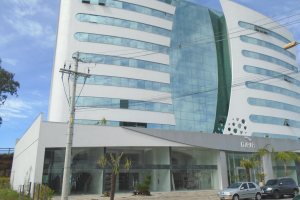 Loja com 370m², no bairro Villagio Iguatemi em Caxias do Sul para Comprar