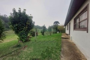 Chácara com 210m², 4 dormitórios, 4 vagas, no bairro 3 Legua em Caxias do Sul para Comprar