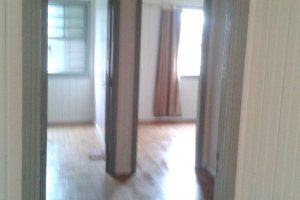 Casa com 549m², 3 dormitórios, 1 vaga, no bairro Cruzeiro em Caxias do Sul para Comprar