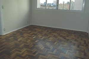 Sala com 30m², no bairro Centro em Caxias do Sul para Alugar