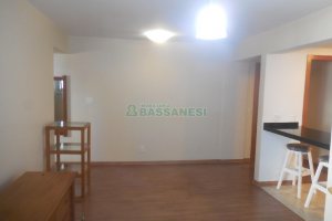 Apto Mobiliado com 59m², 1 dormitório, 1 vaga, no bairro Centro em Caxias do Sul para Comprar