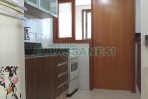 Apto Mobiliado com 59m², 1 dormitório, 1 vaga, no bairro Centro em Caxias do Sul para Comprar