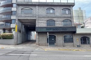 Predio com 784m², 1 vaga, no bairro Centro em Caxias do Sul para Alugar
