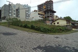 Terreno com 720m², no bairro Planalto em Caxias do Sul para Alugar