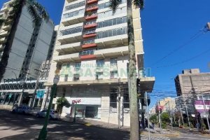Apartamento com 270m², 4 dormitórios, no bairro Centro em Caxias do Sul para Alugar ou Comprar