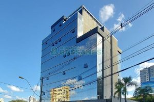 Sala com 64m², 1 vaga, no bairro Lourdes em Caxias do Sul para Comprar