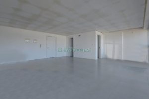 Sala com 64m², 1 vaga, no bairro Lourdes em Caxias do Sul para Comprar