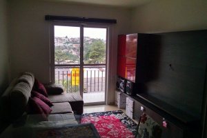 Apartamento com 53m², 2 dormitórios, 1 vaga, no bairro Charqueadas em Caxias do Sul para Comprar