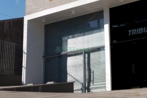 Loja com 200m², 4 vagas, no bairro Panazzolo em Caxias do Sul para Comprar
