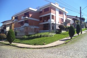 Apartamento com 164m², 3 dormitórios, 2 vagas, no bairro Cinqüentenário em Caxias do Sul para Comprar