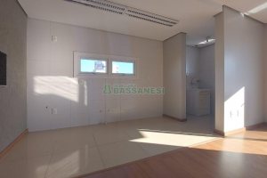 Apartamento com 84m², 3 dormitórios, 2 vagas, no bairro Rio Branco em Caxias do Sul para Alugar