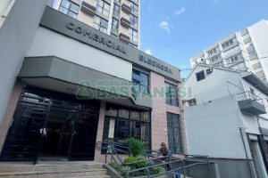 Sala com 60m², no bairro Centro em Caxias do Sul para Alugar