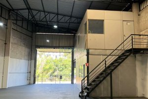Pavilhão com 390m², no bairro Marechal Floriano em Caxias do Sul para Alugar