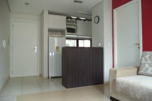 Apto Mobiliado com 41m², 1 dormitório, no bairro Centro em Caxias do Sul para Alugar