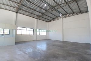 Pavilhão com 210m², no bairro Floresta em Caxias do Sul para Alugar