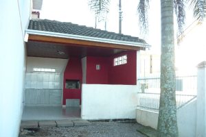 Sobrado com 101m², 3 dormitórios, 1 vaga, no bairro Treviso em Caxias do Sul para Comprar