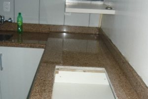 Sobrado com 101m², 3 dormitórios, 1 vaga, no bairro Treviso em Caxias do Sul para Comprar