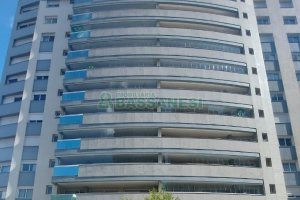 Apartamento com 190m², 3 dormitórios, 4 vagas, no bairro Centro em Caxias do Sul para Comprar