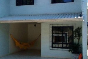 Sobrado com 106m², 3 dormitórios, 1 vaga, no bairro Bela Vista em Caxias do Sul para Comprar