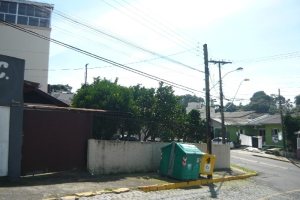 Casa com 150m², 3 dormitórios, 1 vaga, no bairro Jardim América em Caxias do Sul para Comprar