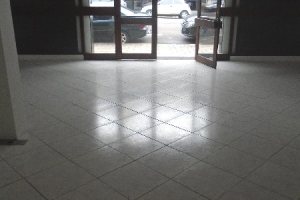 Loja com 95m², no bairro Centro em Caxias do Sul para Alugar