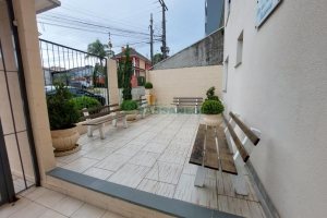 Apartamento com 50m², 2 dormitórios, 1 vaga, no bairro Treviso em Caxias do Sul para Comprar