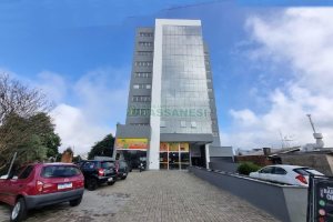 Sala com 44m², 1 vaga, no bairro Desvio Rizzo em Caxias do Sul para Comprar