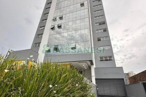 Sala com 46m², 1 vaga, no bairro Desvio Rizzo em Caxias do Sul para Comprar