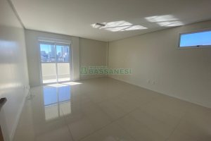 Apartamento com 203m², 2 dormitórios, 2 vagas, no bairro Panazzolo em Caxias do Sul para Alugar ou Comprar